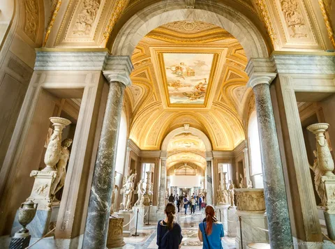 Warteschlange am Eingang der Vatikanischen Museen für Sixtinische Kapelle Tickets